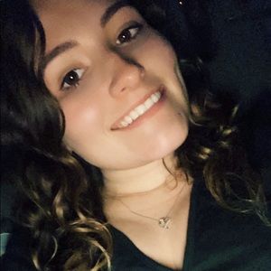 Meet your Posher, Tori